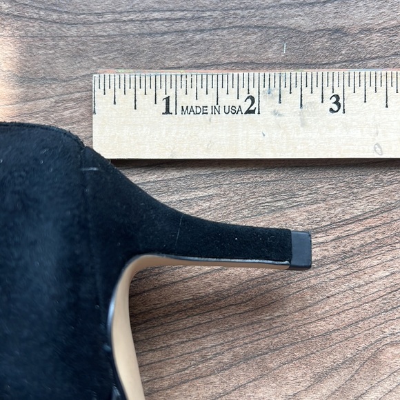 Donald Pliner black suede ankle boots size 8 - Picture 10 of 10